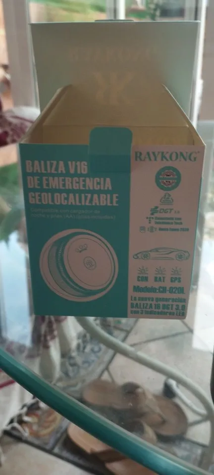 V16 DGT Approved Emergency Beacon  - Baliza V16 + Funda + Cargador + Ventosa photo review