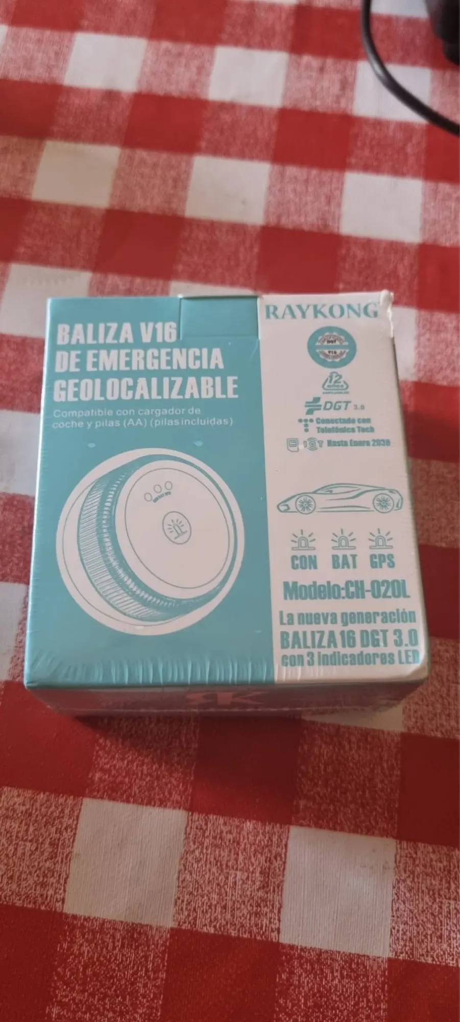 V16 DGT Approved Emergency Beacon  - Baliza V16 + Funda + Cargador + Ventosa photo review